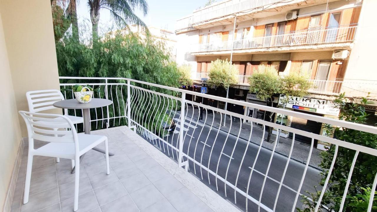 Palazzo Mauro Sorrento Luxury Rooms מראה חיצוני תמונה