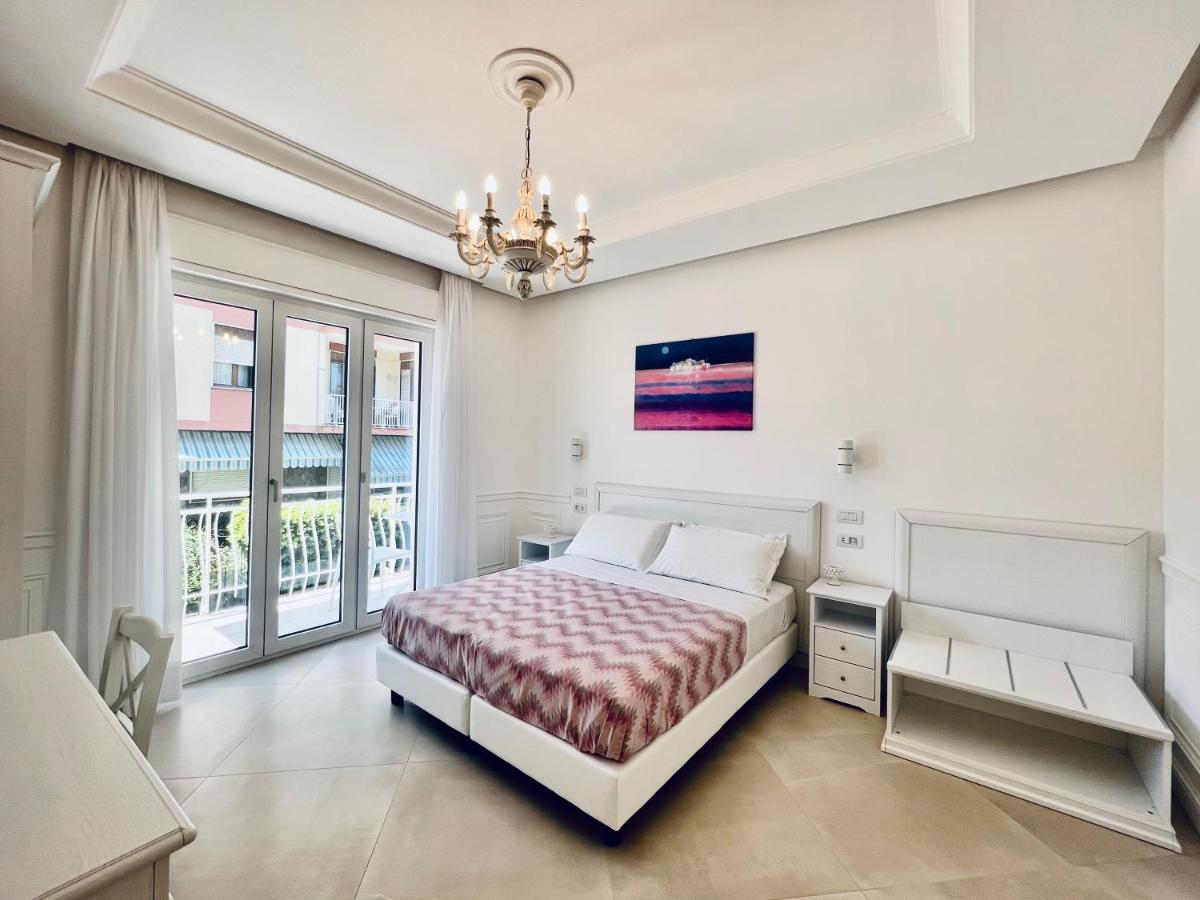 Palazzo Mauro Sorrento Luxury Rooms מראה חיצוני תמונה